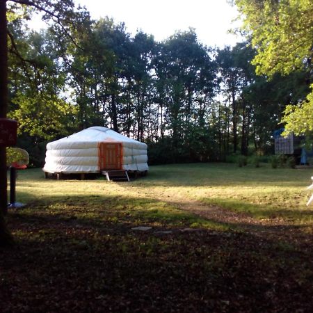 Le Pre Karvain Bed and Breakfast Couddes Esterno foto