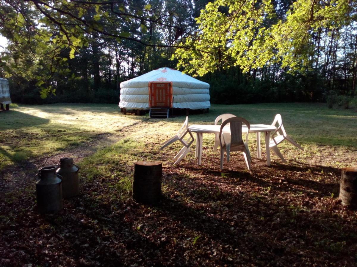Le Pre Karvain Bed and Breakfast Couddes Esterno foto