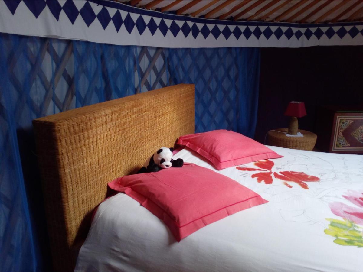 Le Pre Karvain Bed and Breakfast Couddes Esterno foto