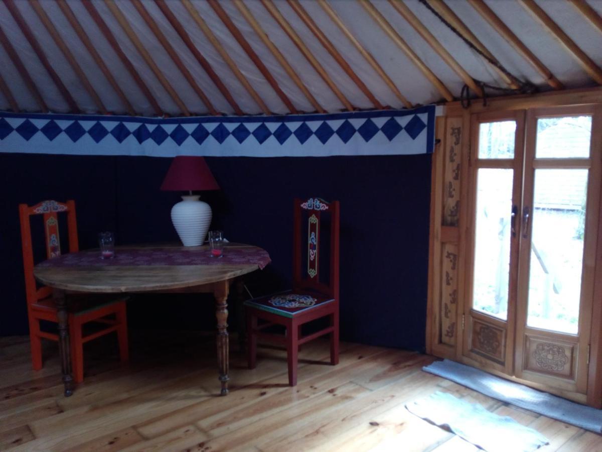 Le Pre Karvain Bed and Breakfast Couddes Esterno foto