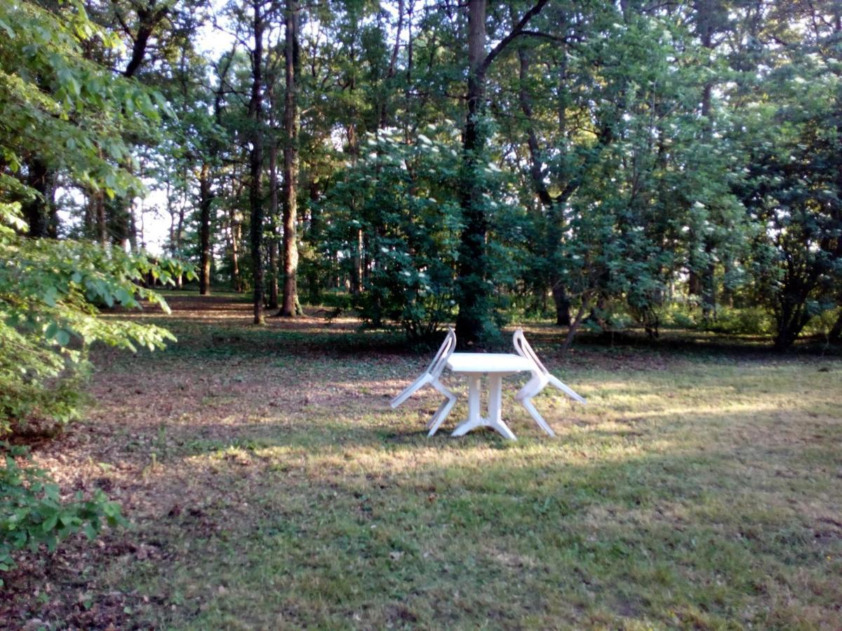 Le Pre Karvain Bed and Breakfast Couddes Esterno foto