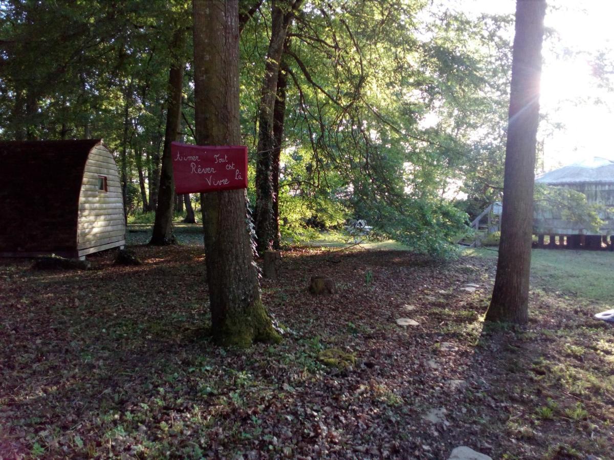 Le Pre Karvain Bed and Breakfast Couddes Esterno foto