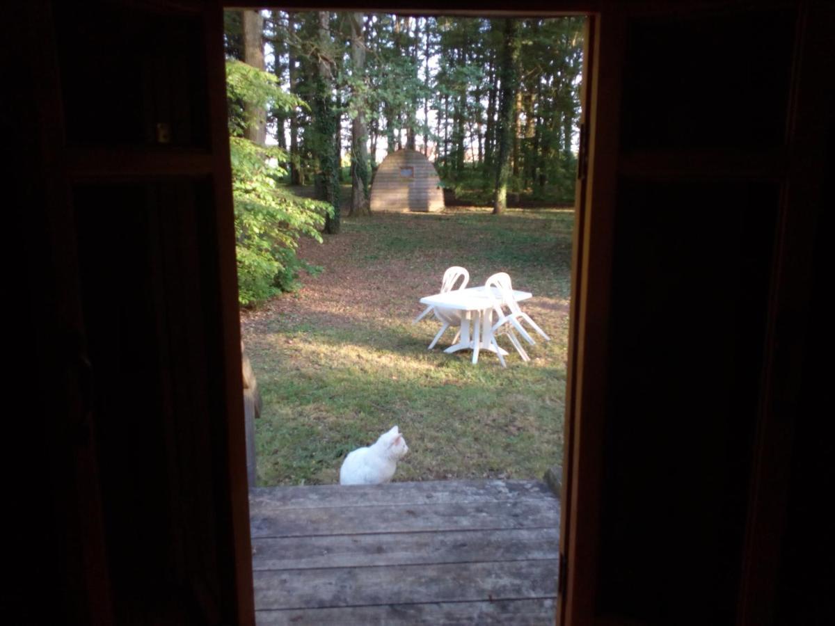 Le Pre Karvain Bed and Breakfast Couddes Esterno foto
