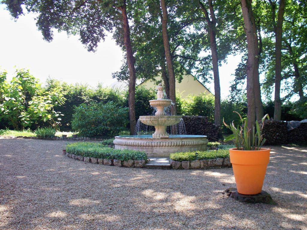 Le Pre Karvain Bed and Breakfast Couddes Esterno foto