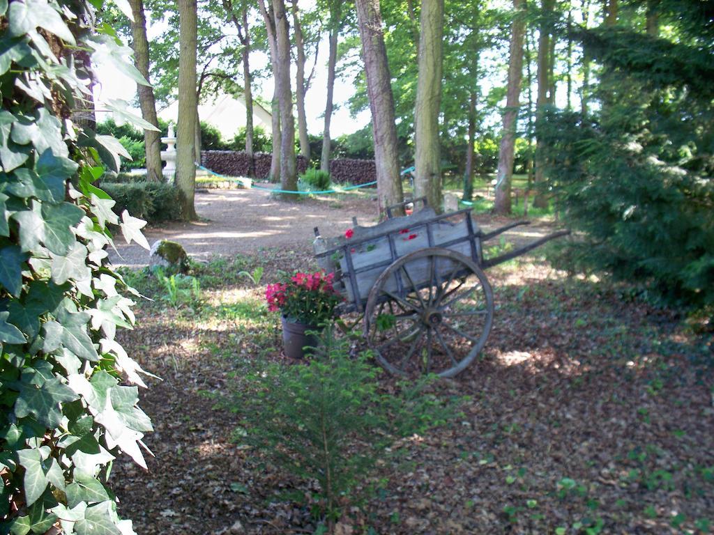 Le Pre Karvain Bed and Breakfast Couddes Esterno foto